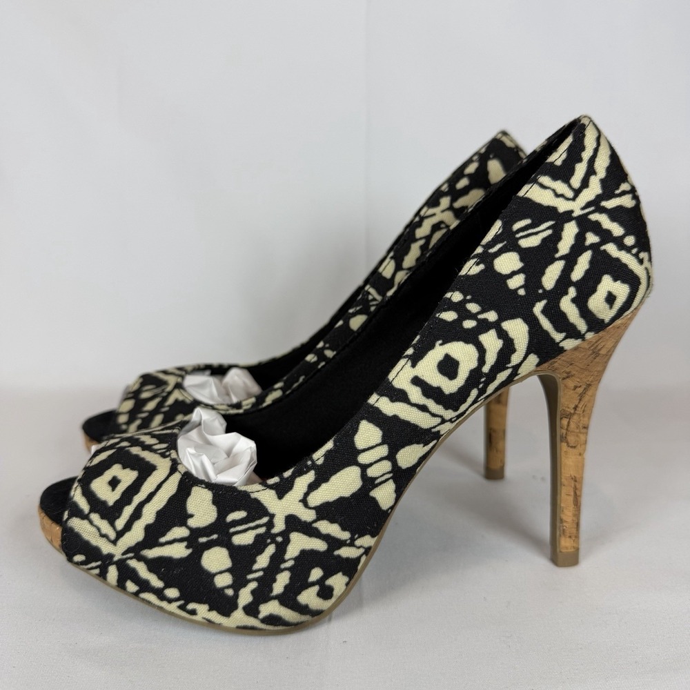 Christian Siriano for Payless Black Cream Ikat Peep Toe Cork Stiletto Heels 7W